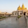 Shirdi yatra for senior citizens – Sai Baba Samadhi Mandir temple complex with accessible pathways